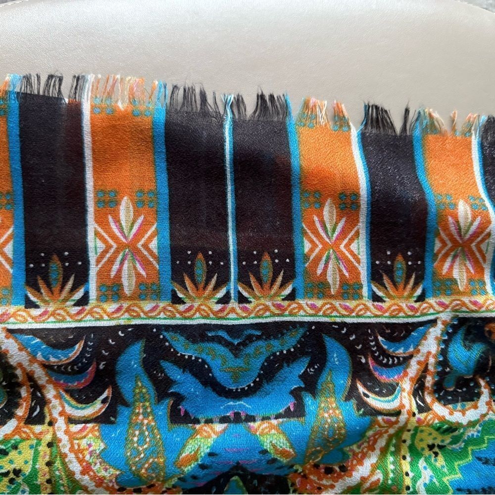Colorful Scarf/wrap Oversized with Paisley Print Border. - Picture 7 of 7